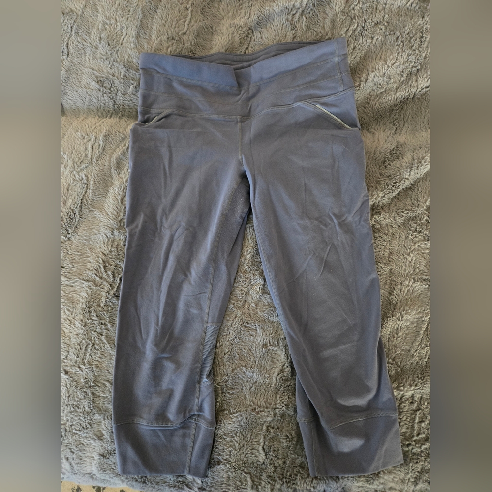 Athleta, Size Medium Crops